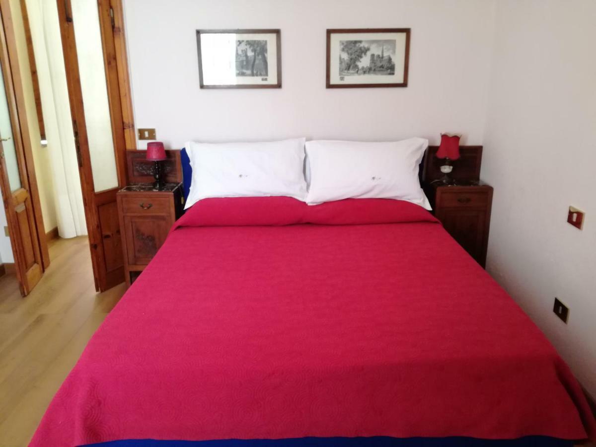 Pietrarosa Apartment Λούκα Εξωτερικό φωτογραφία